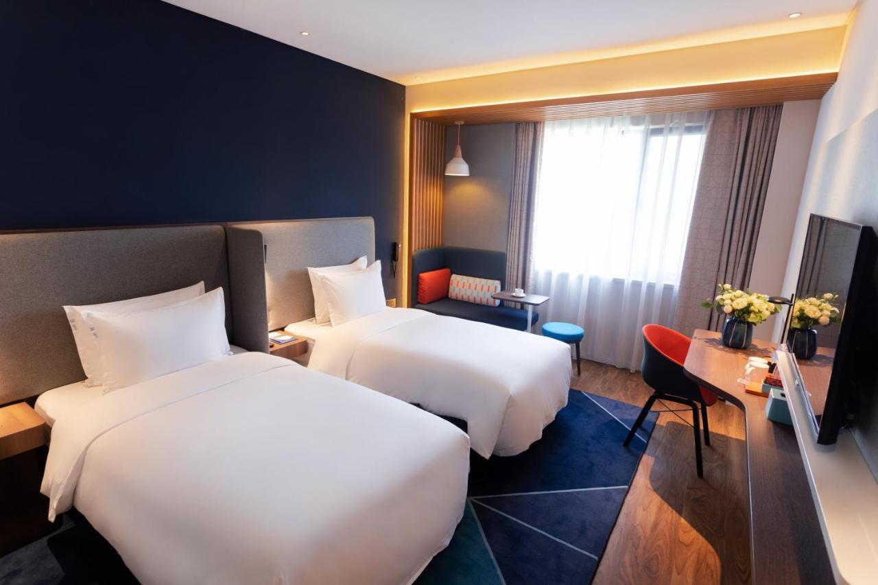 Holiday Inn Express Kaifeng City Center By Ihg Экстерьер фото