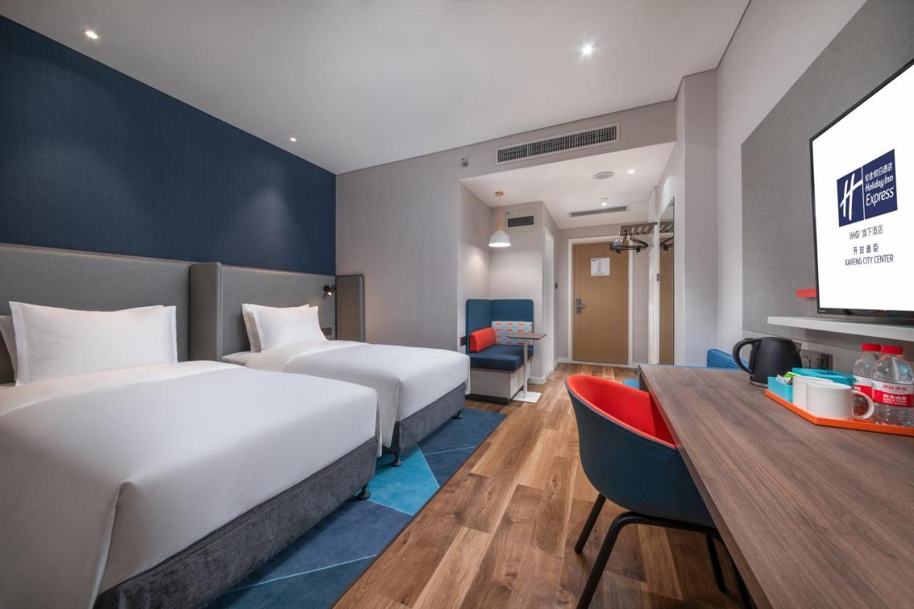 Holiday Inn Express Kaifeng City Center By Ihg Экстерьер фото