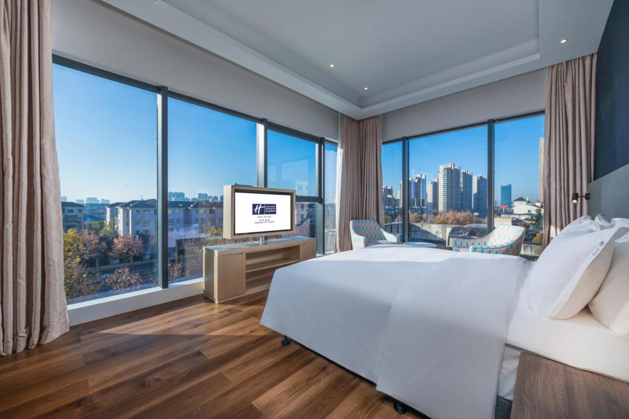 Holiday Inn Express Kaifeng City Center By Ihg Экстерьер фото