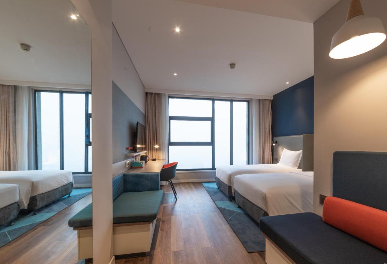 Holiday Inn Express Kaifeng City Center By Ihg Экстерьер фото