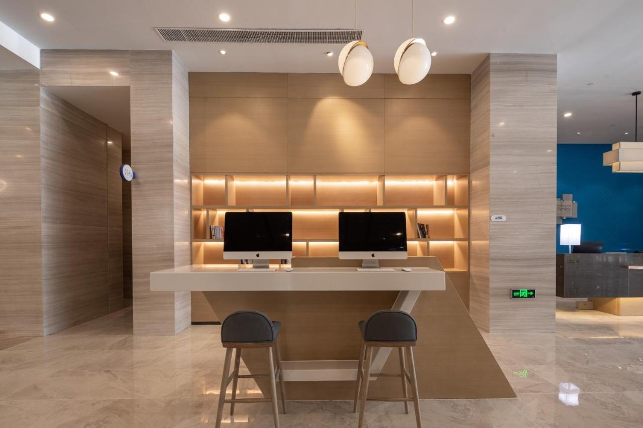 Holiday Inn Express Kaifeng City Center By Ihg Экстерьер фото