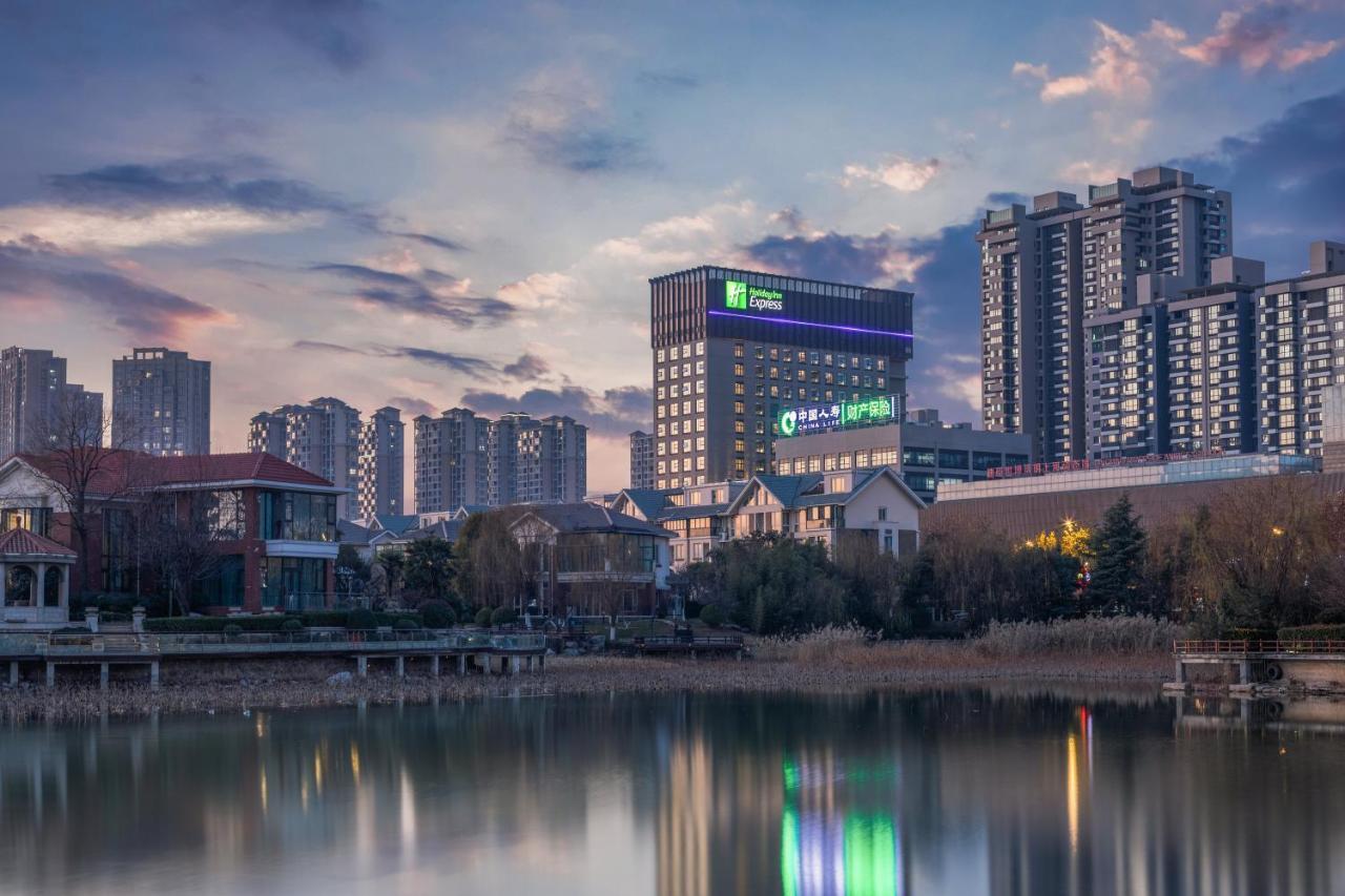 Holiday Inn Express Kaifeng City Center By Ihg Экстерьер фото